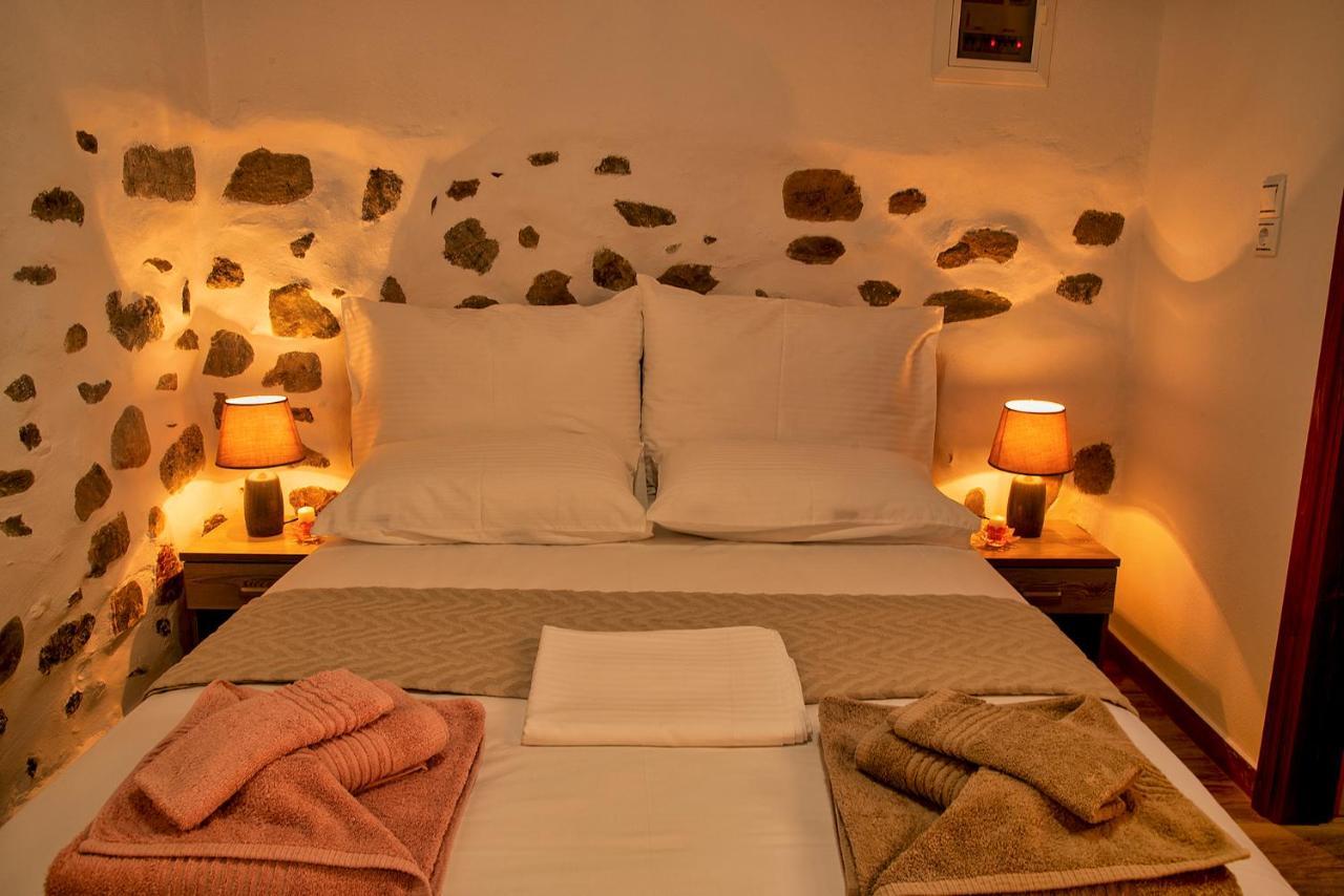 הוילה פלקסטרון Anemolia Tiny Stone House מראה חיצוני תמונה